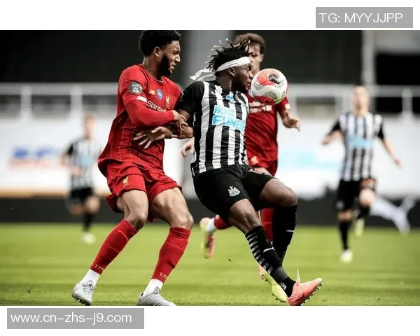 纽卡斯尔联迎战曼联激战在即球迷期待精彩对决与新战术较量